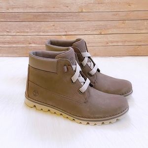 Timberland Women’s Brookton 6” Convenience Taupe Boots
